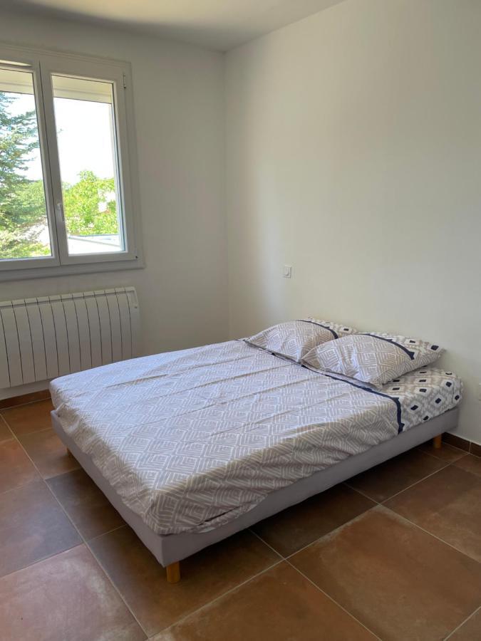Gite Le Ruby Saint Julien Les Rosiers Exterior foto